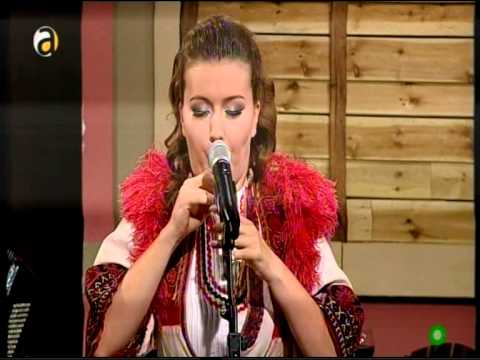 Elena Jovceska - Tvojte oci Leno mori