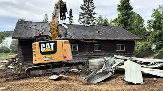 Our First Demolition this Season on Beautiful Crystal Lake 💥🏡 #heavyequipment #canada