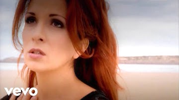 Thumbnail of Hélène Segara - Il y a trop de gens qui t’aiment (Clip Officiel)