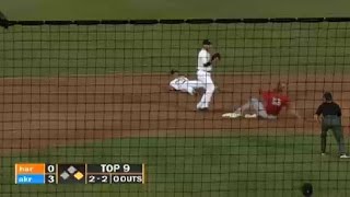Krieger makes diving stop for RubberDucks