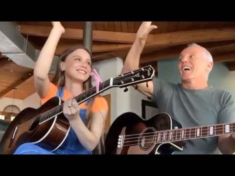 80's TEARS FOR FEARS CURT SMITH AND DAUGHTER PERFORM MAD WORLD - YouTube