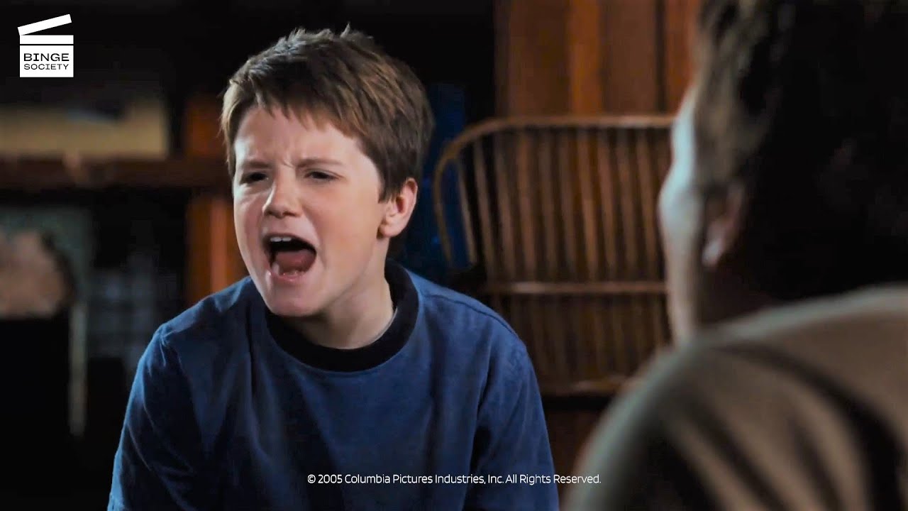 Zathura: A Space Adventure: Danny is cheating HD CLIP