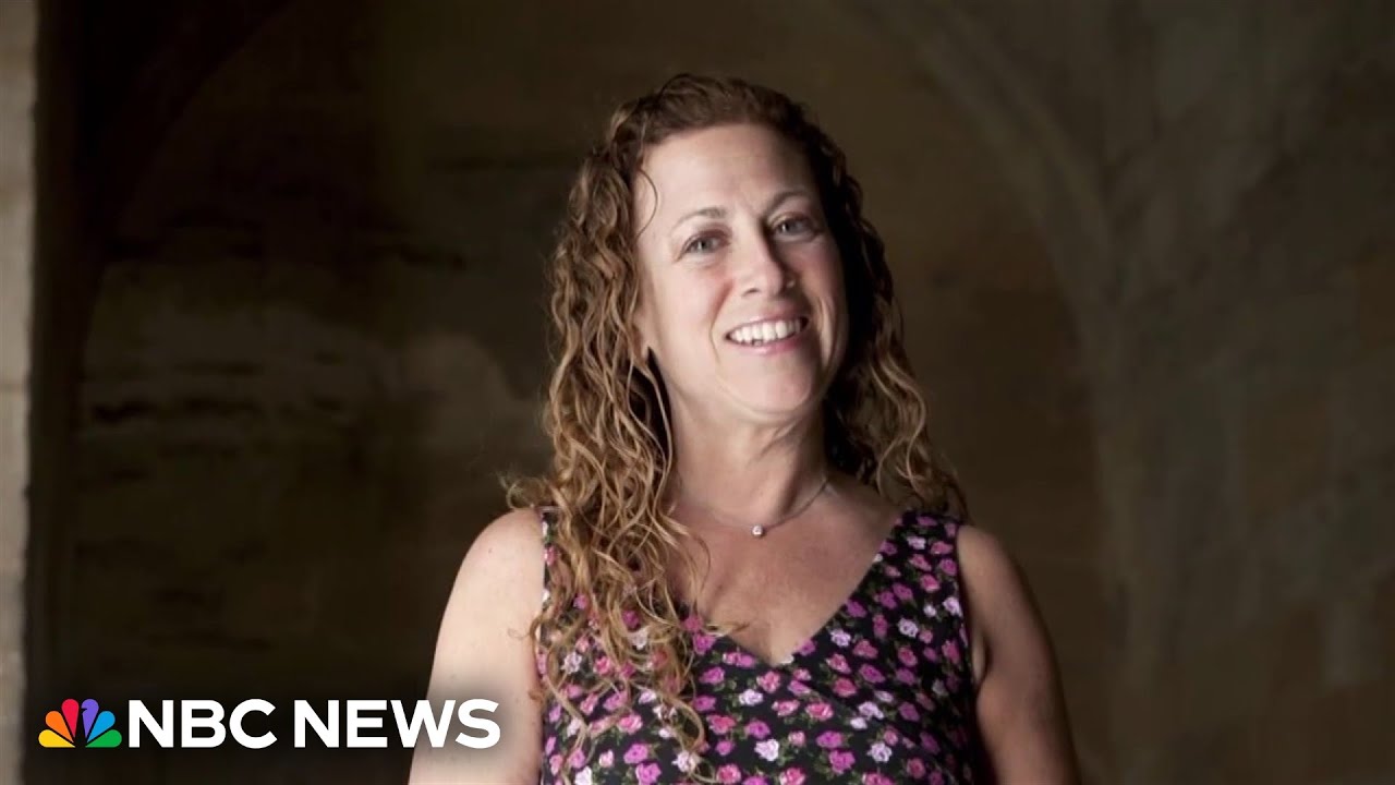 Author Jodi Picoult pushes back after Indiana high school cancels musical based on her book
