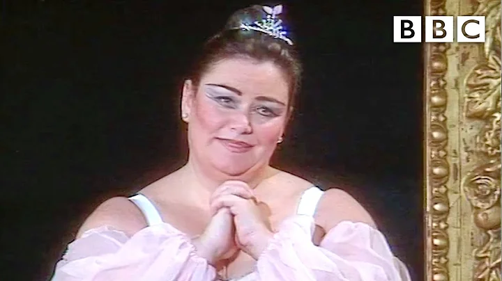 Dawn Frenchs HILARIOUS ballet duet with Darcey Bus...