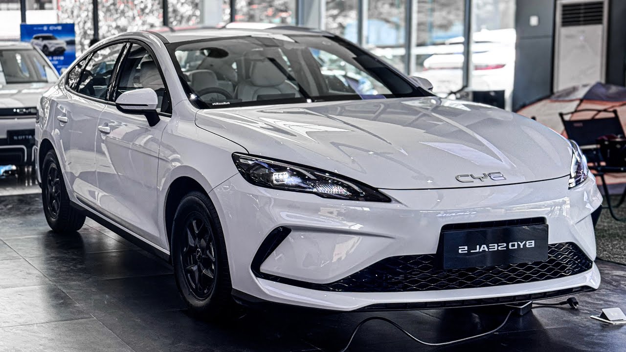 NEW 2026 BYD SEAL 5 - Review Interior and Exterior