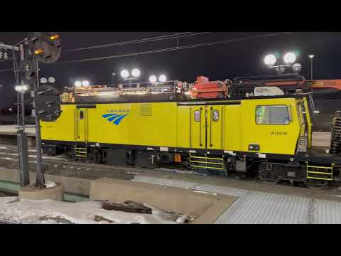 Late Night Amtrak & NJ Transit Northeast Corridor Action @ Secaucus Junction (2/13/26)