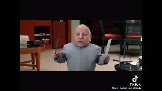 austin powers midget attack 🤣🤣🤣🤣😂