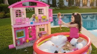 Barbie Videoları Elif Ve Nil Bebek Köpüklü Havuzda Evcilik Oynuyor Kiz Evci̇li̇k Oyunu