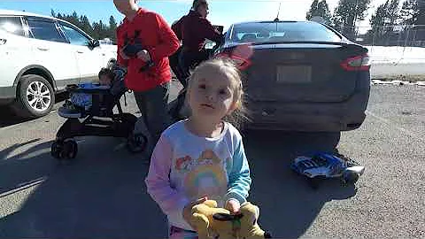 RC Car Day - Bashing a Maxx Kronos Slash & More w Friends