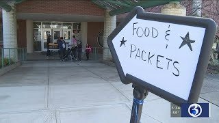 VIDEO: Hamden hands out learning packets to students amid school closure