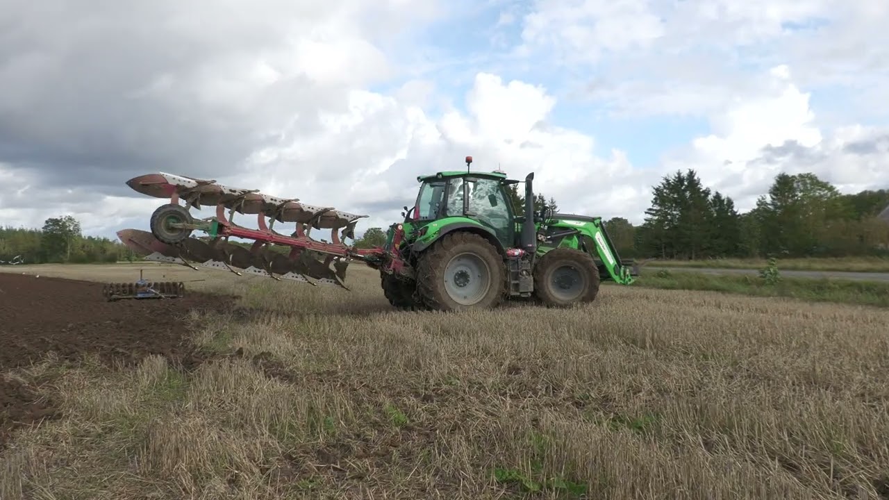 4K/Deutz-Fahr med Kverneland 5 skärig plog 17 September 2025