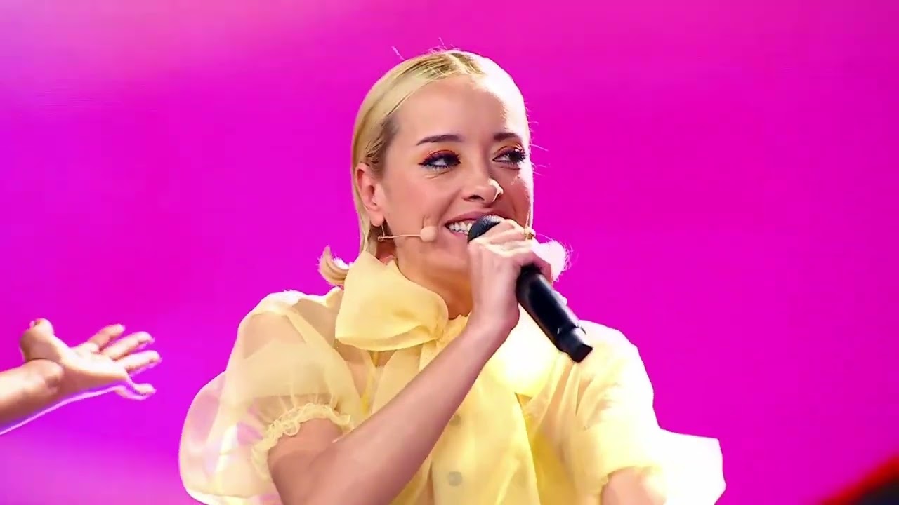 Marisa Liz e La Família - 