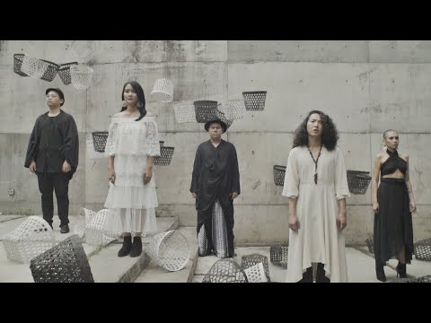 Tashoora - Hitam (Official Music Video)