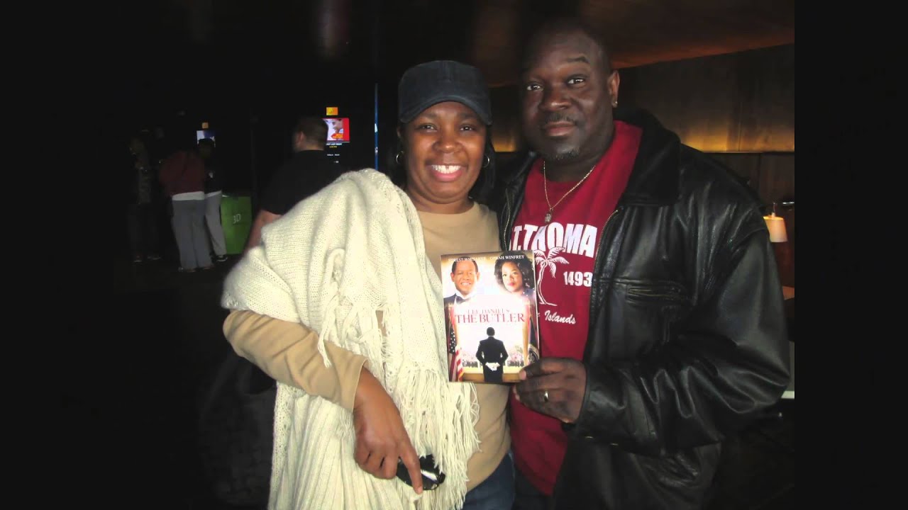 KarenInTheCity Visits Studio Movie Grill College Park in Indianapolis