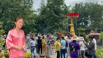 Có biến Hồng Loan đến tại mộ Nsut Vũ Linh tượng sáp quá đẹp