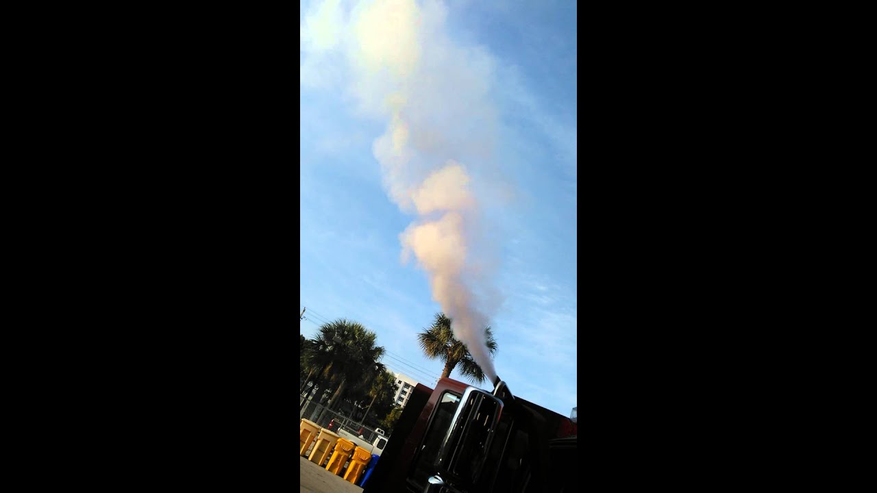 International Harvester V8 blowing white smoke YouTube
