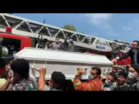 تشيع الشهيدة البطلة سحر فارس ماتت في انفجار بيروت