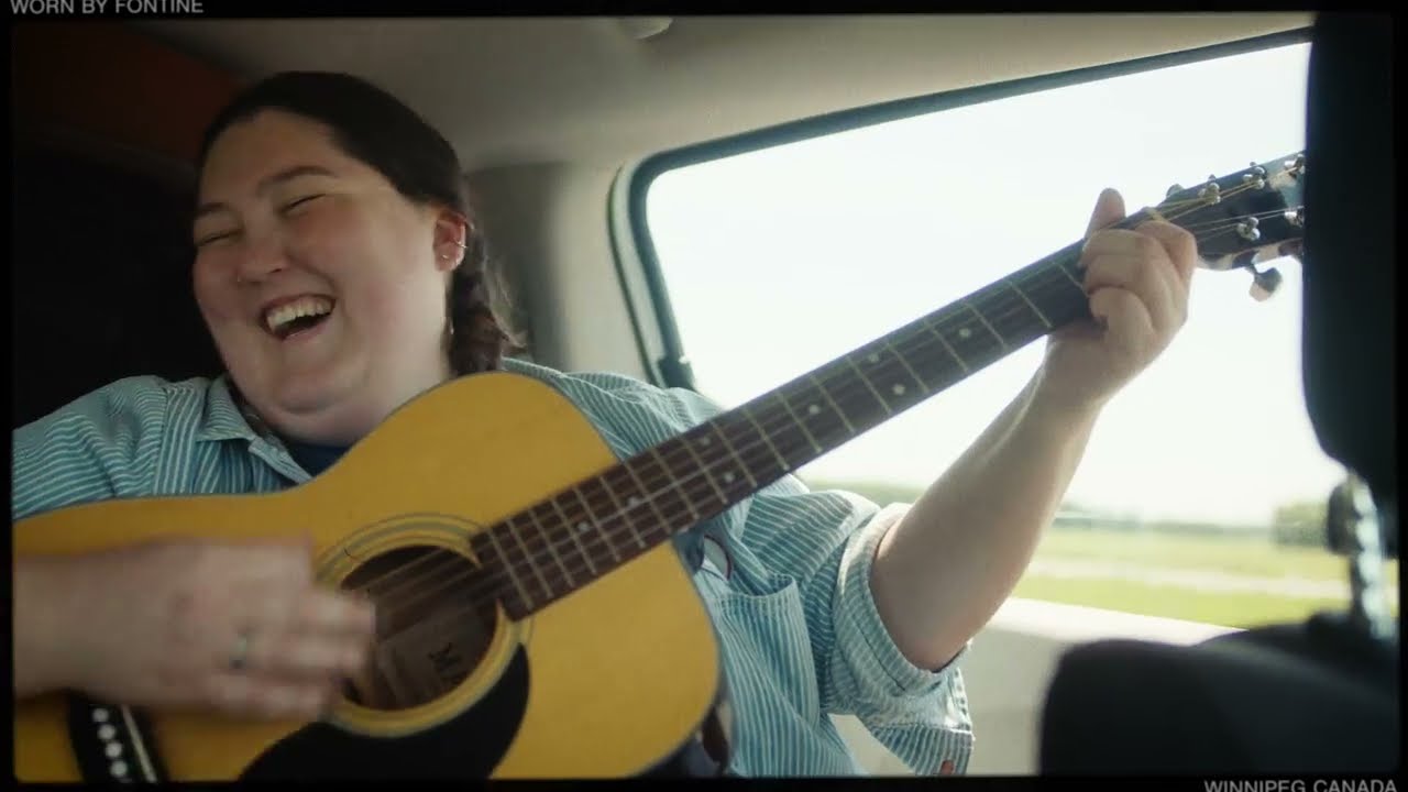 FONTINE - Singer-Songwriter - Blundstone