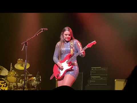 Ally Venable - Castles Made Of Sand - Experience Hendrix