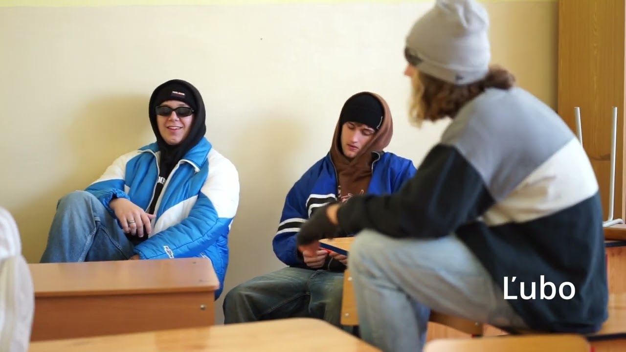 Pozvánka na stužkovú Gymnázium Cyrila Daxnera 4.B