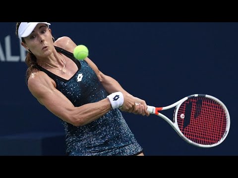 Video | Maçta üstünü değiştiren kadın tenisçiye verilen uyarı tepki çekti