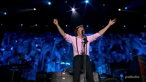 Paul McCartney - Hey Jude Live at Hyde Park