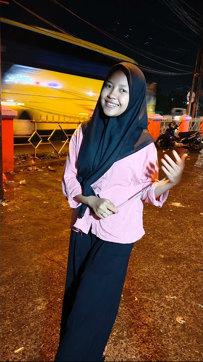 ora sok ngabari yang lagi viral😆cewek gabut #tiktok #shorts #subscribe #shortsvideo