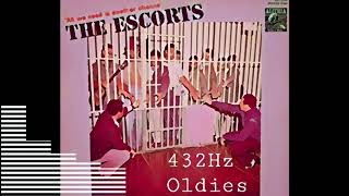 Look Over Your Shoulder - The Escorts 432Hz