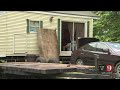 DRIVE-THRU DRUGS: Florida couple allegedly builds heroin pick-up window at mobile home