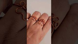 Cute little paw prints adjustable ring tutorial.