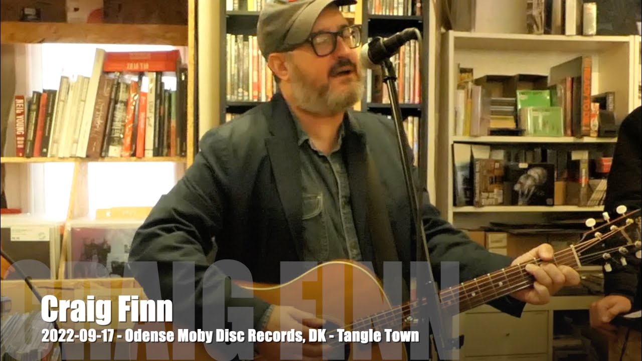 Craig Finn - Tangle Town - 2022-09-17 - Odense Moby Disc Records, DK