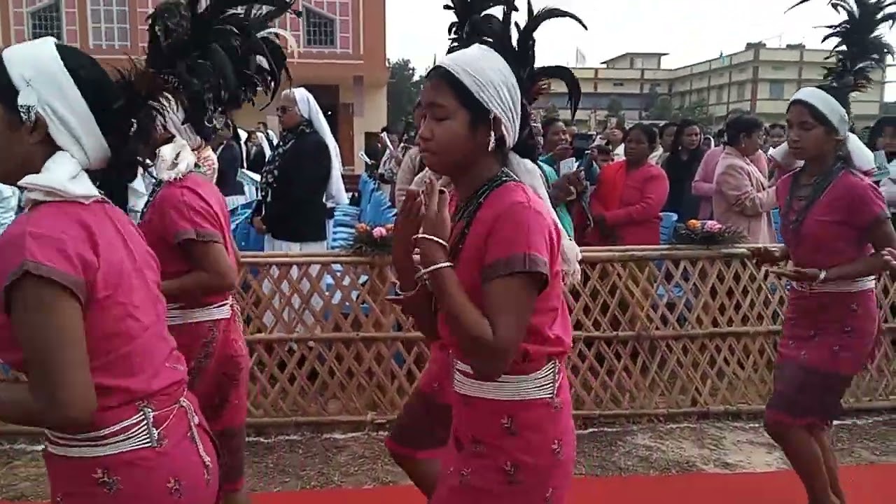 Dn Senjeng R Marak aro Dn Alexiush R Marak ni Kamal songanio napani git.