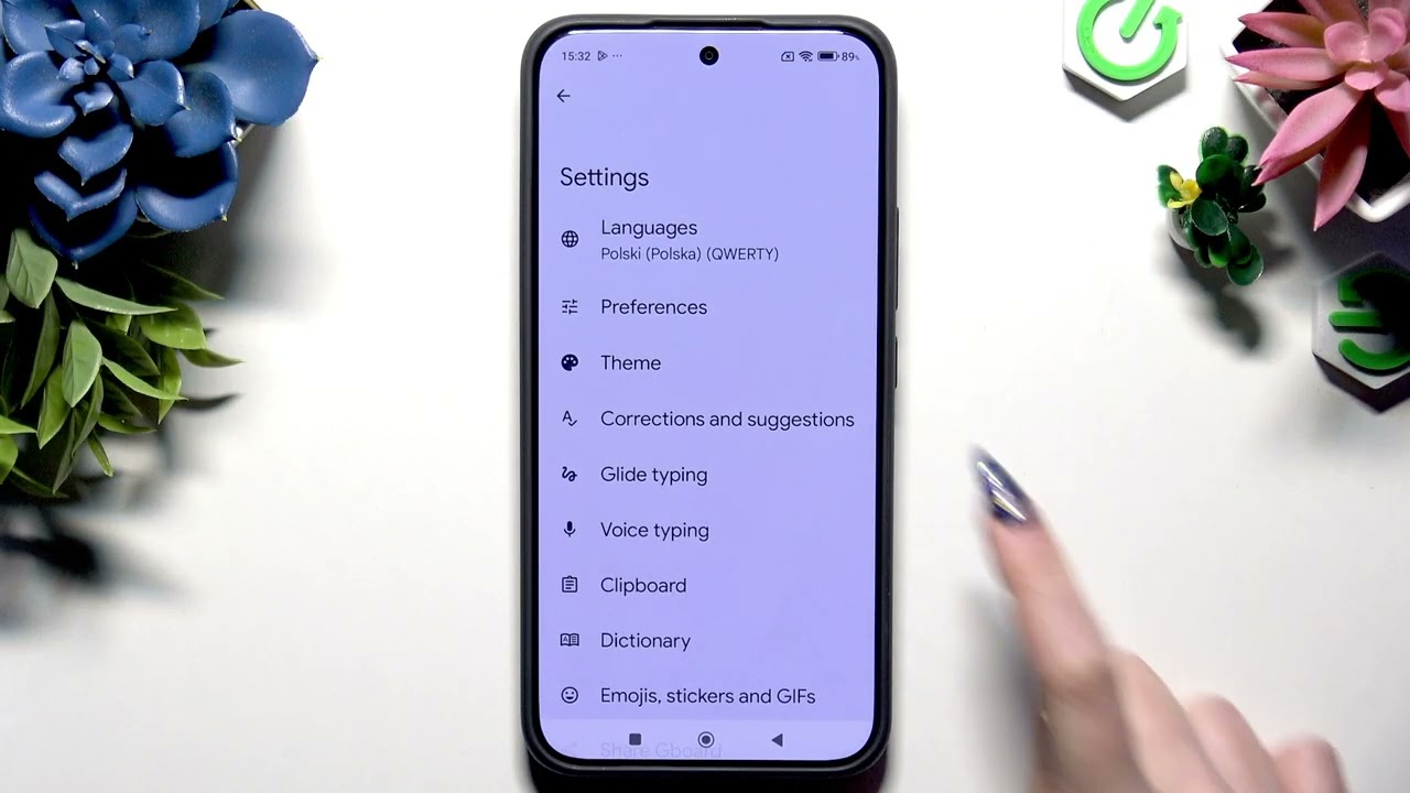 POCO M8 Pro 5G – How to Enable Gboard Suggestion Strip