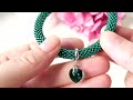 bracelet fin crocheté acier inoxydable en spirales avec perles “miyuki” – vert emeuraude