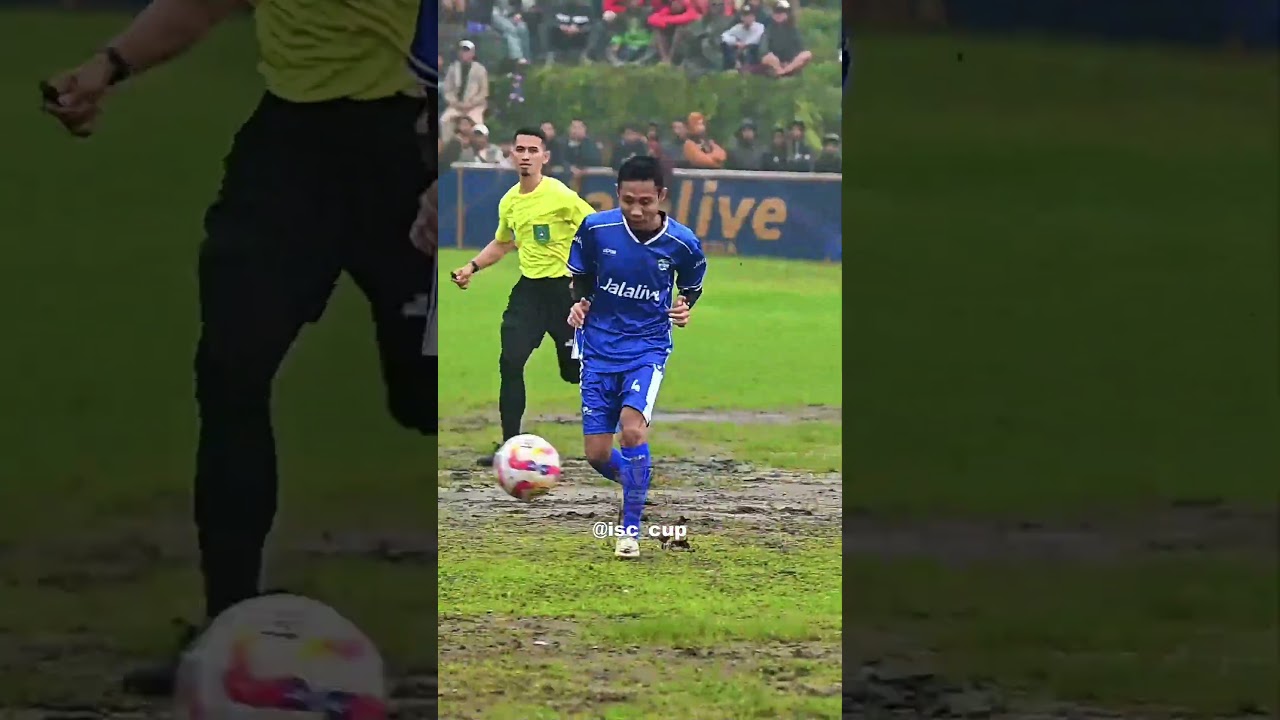 Akhirnya nongol main bola lagi nih Evan Dimas, kali ini di tarkam! 