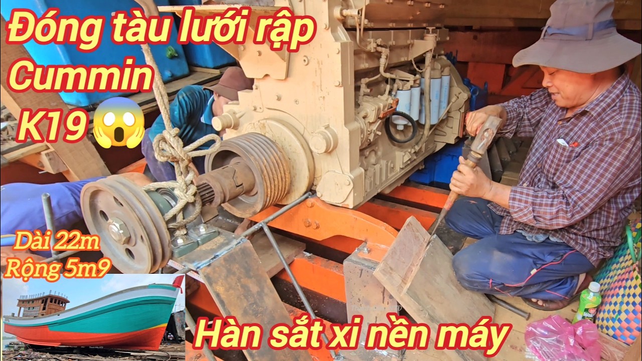 Tàu đóng mới kéo về bến hàn sắt xi nền máy