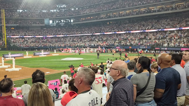 MLB home run derby National anthem Ingrid Andress 7/15/24 full video