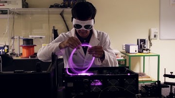 Fiber lasers and non-linear optics research team