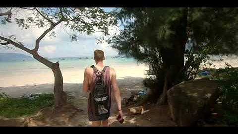 Bãi biển trong xanh ở thiên đường nghỉ dưỡng Côn Đảo