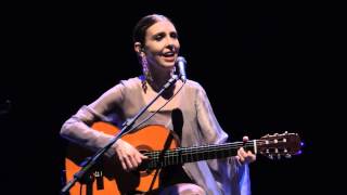 Video thumbnail of "Adriana Calcanhotto - Mentiras"