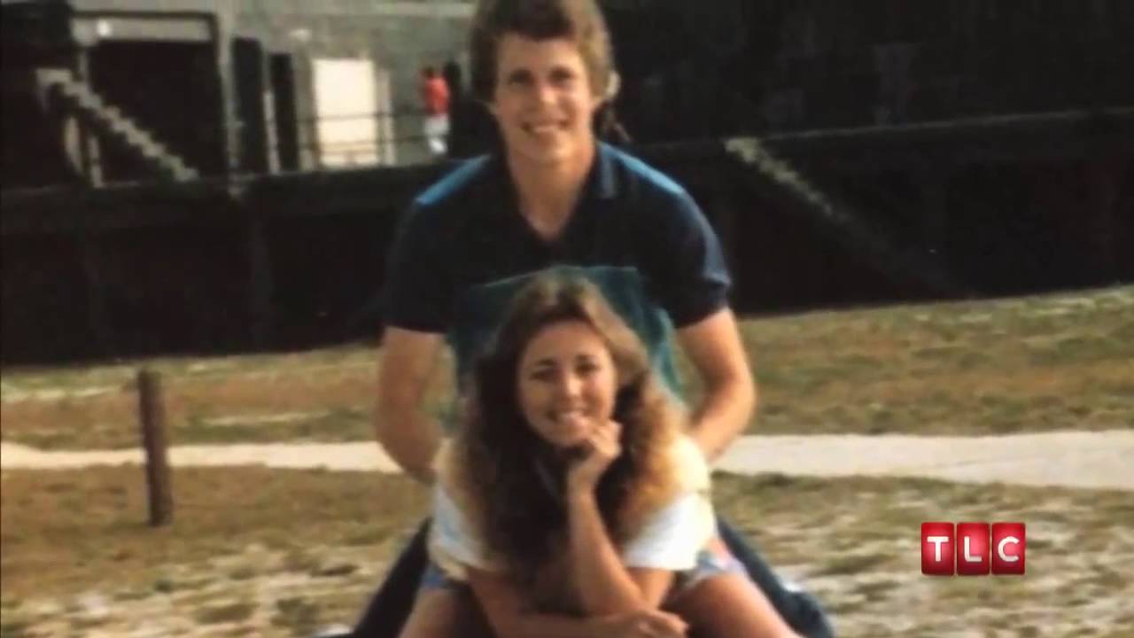 Jim Bob Duggar Admits Michelle Duggar Used Birth Control — Duggar Family Called Hypocrites - YouTube