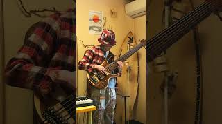 Bass Solo Improvisation #031 (Mid-Game To Second Half)