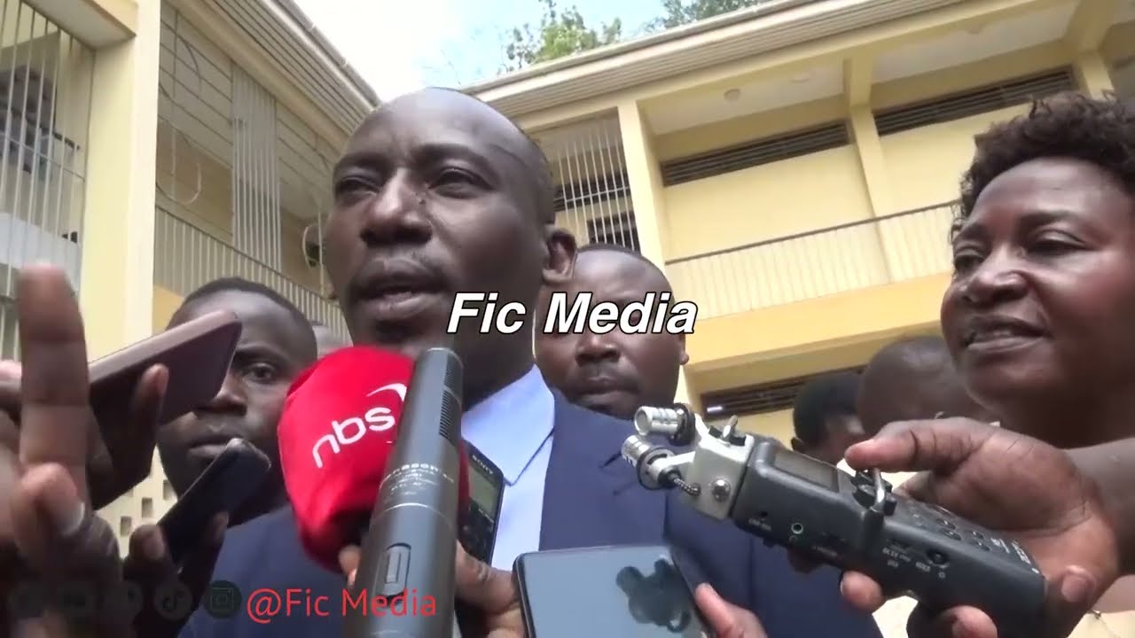 Abawagizi ba Nameere basiiwuuse empisa nebagaana Sam Muyizzi Lawyer wa Rose Nalubowa okwogera