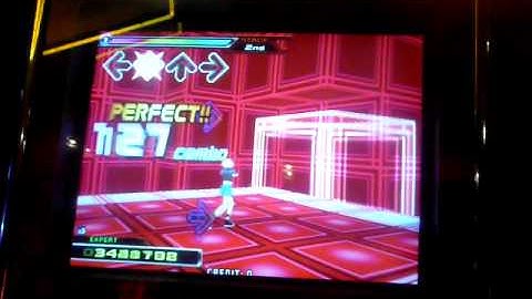 Kon Plays MAXIMIZER (AA - 5 Greats) on DDR SuperNOVA (EXPERT)