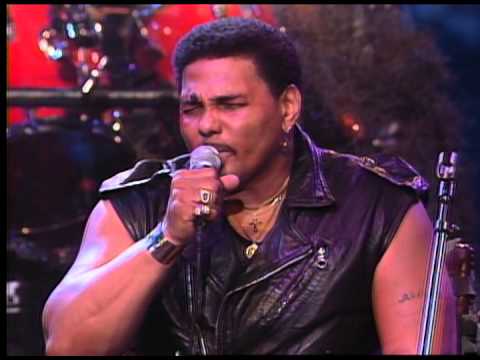 Video: Aaron Neville Nettowaarde: Wiki, Getrouwd, Familie, Bruiloft, Salaris, Broers en zussen