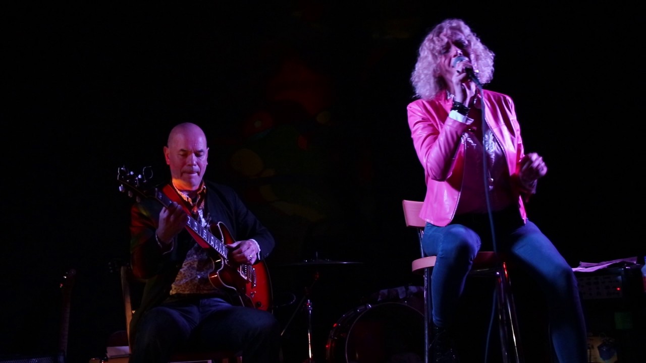 Zoe Schwarz and Rob Koral live at Coolham Village Hall