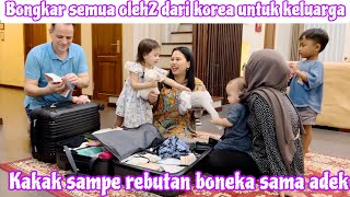 BONGKAR OLEH2 DARI KOREA UNTUK KELUARGA || LARIS MANIS SEMUA SUKA OLEH2 NYA