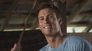 'Longest Ride' Hunk Scott Eastwood Has 'Fun' With His Shirtless Instagram Pics