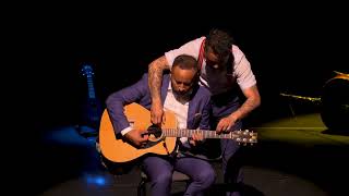 Samen delen samen spelen | 2 op 1 gitaar