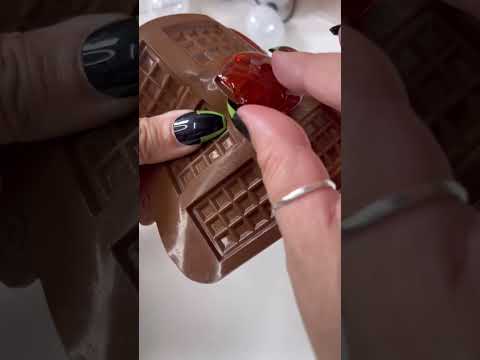 Well.. tried to make some mini gummy candy bars! #gummy #candy #asmr #shorts